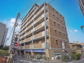 ���n�O�ώʐ^�@���}���V����1�K�ɂ̓R���r�j�G���X�X�g�A�E���Ȃ������Ă��܂��I