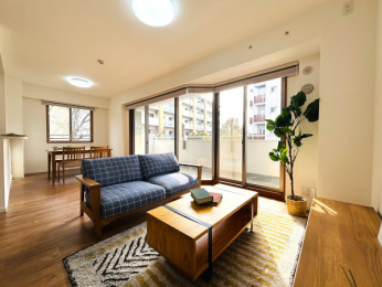 ���r���O�@-