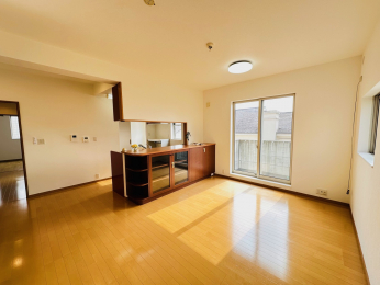 ���r���O�@3�K