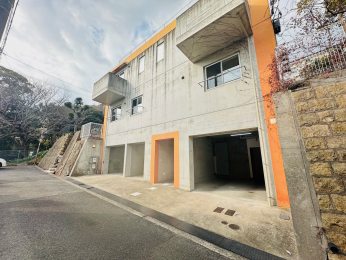 �O�ʓ��H�܂ތ��n�ʐ^�@-