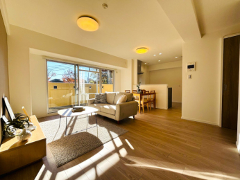 ���r���O�@-