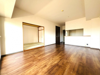 ���r���O�@LDK16��