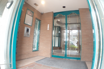 �G���g�����X�@�I�[�g���b�N