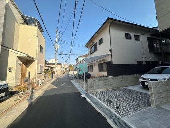 �O�ʓ��H�܂ތ��n�ʐ^�@-