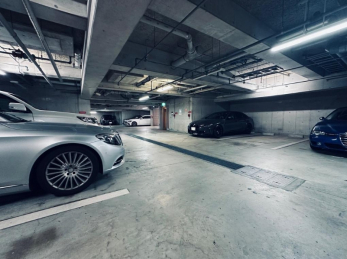 ���ԏ�@���n���ɂ͕��u�����ԏꂪ����A������g�p�\�ł�