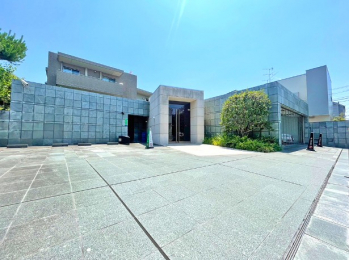 ���n�O�ώʐ^�@���O��s���Y�������u�p�[�N�E�R�[�g�V���[�Y�v