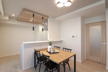 �L�b�`���@���J�E���^�[�L�b�`���ł���