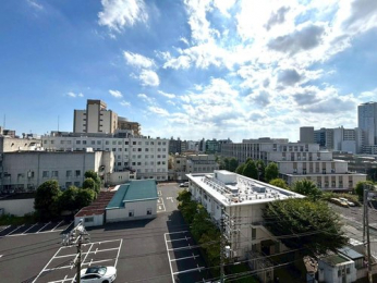 �Z�˂���̒��]�ʐ^�@-