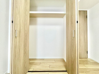 ���[�@�N���[�[�b�g�L��