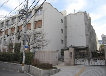 ���ӊ��@���㒬���w�Z�F�k��8��