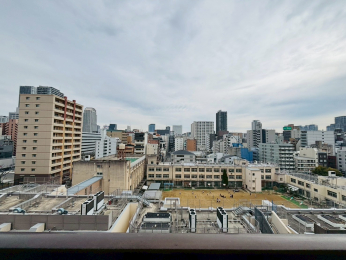 �Z�˂���̒��]�ʐ^�@-