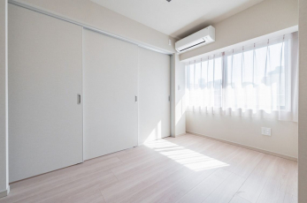 ���r���O�ȊO�̋����@�m��5.7��  ��������o���R�j�[����̗z����E�̌��ǍD