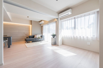 ���r���O�ȊO�̋����@�m��5.7��  ��������o���R�j�[����̗z����E�̌��ǍD�@�����J����Ɖ��̃��r���O�ƂȂ���܂��B���Ƌ�A�Y�퓙�͔̔����i�Ɋ܂܂�܂���B