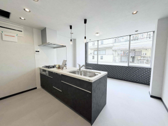 �L�b�`���@��10���̃��r���O�ł��������傫���z����ǍD�ł���