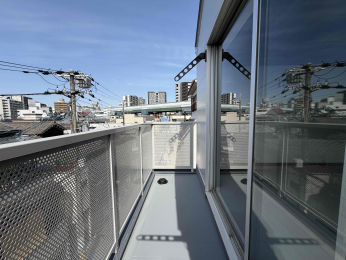 �o���R�j�[�@4�K�����o���R�j�[