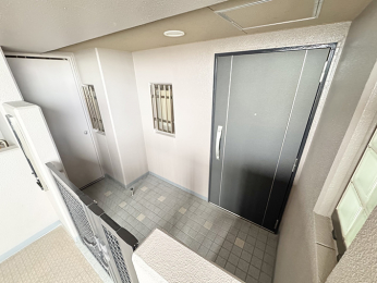 ���̑��@�Ɨ����̂����p�|�[�`�t��v���C�o�V�[����邱�Ƃ��ł��邤���ɁA�h�Ɩʂł��������ʂ�����܂��B