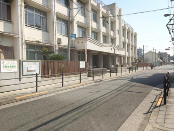 ���ӊ��@�鍇���w�Z�܂Ŗ�519m