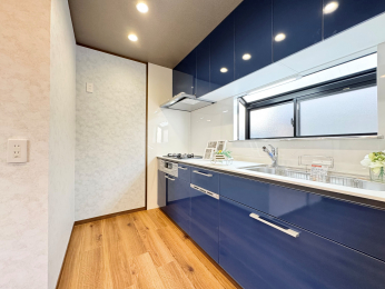 �L�b�`���@�V�X�e���L�b�`���V���� ����������A���C���ǍD�ł���