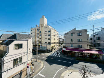 �Z�˂���̒��]�ʐ^�@-