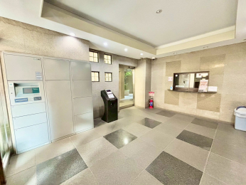 �G���g�����X�@���I�[�g���b�N�t���ŏ����₨�q�l�����S�̃Z�L�����e�B��