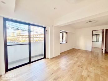 ���r���O�@����E���E�k�@�R���p�����ɂ��z������E�ʕ��ǍD��