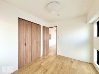 ���[�@���e�����ɃN���[�[�b�g�����I�����������L�����g�����������܂��B