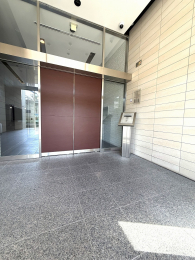 �G���g�����X�@�I�[�g���b�N�V�X�e��