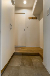 ���ց@����^�̃V���[�Y�{�b�N�X�����I�U�炩�肪���Ȍ��ւ��X�b�L����