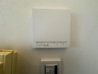 ���̑��@���r���O�_�C�j���O�ɏ��g�[�L��