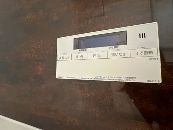 �@���������R��