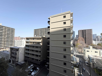 �Z�˂���̒��]�ʐ^�@�������o���R�j�[