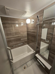 �����@���������C�g�[�����@�t���Ȃ̂ŁA�J�̓��������󂪂ł��܂�