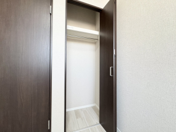 ���[�@�e�����ɂ͎��[���������Ă��܂���