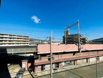 �Z�˂���̒��]�ʐ^�@-