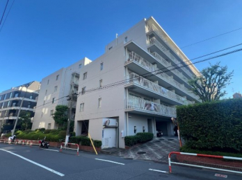 �Ԏ��}�i�̂P�}���V�����j�@���ŏ�K��������ɂ��A�z������~�ʕ��ǍD�A�K�[�f�j���O���y���߂郋�[�t�o���R�j�[�t��1LDK�I�I