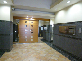 �G���g�����X�@�d�����̂���G���g�����X�ł�