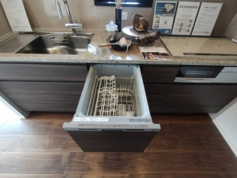 �L�b�`���@�H��@�t���V�X�e���L�b�`���ł�!!�Ǝ��̃X�g���X�������A���Ԃ̂�Ƃ肪���܂�܂�