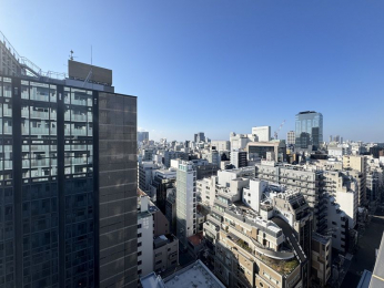 �Z�˂���̒��]�ʐ^�@�o���R�j�[����̒��]�ł�