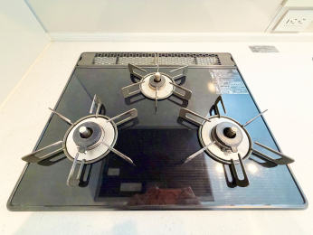 �L�b�`���@��3���K�X�R�����̃V�X�e���L�b�`���ł�