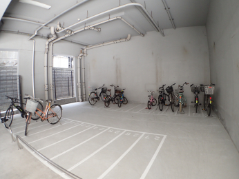 ���̑����p���@�����̒��֏�ŉJ�V�������S