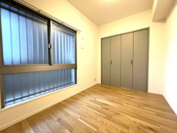 �m���@�m����4.6��