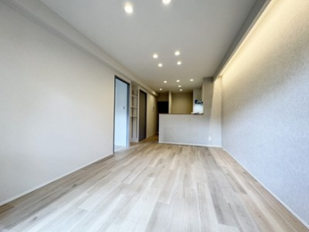 ���r���O�@���r���O�̓i�`�������J���[����Ƃ�����13.7��