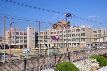 ���ӊ��@�V�k�����w�Z�܂Ŗ�850��