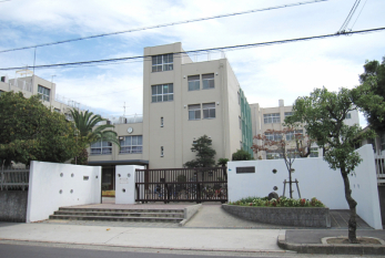 ���ӊ��@�V�k�����w�Z�܂Ŗ�1200��