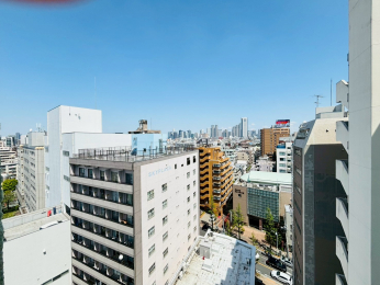 �Z�˂���̒��]�ʐ^�@-