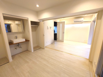 ���r���O�ȊO�̋����@�m���ƃ��r���O �����O�̗l�q