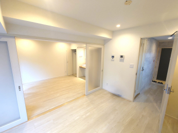 ���r���O�@���r���O�Ɨm�� �����O�̗l�q