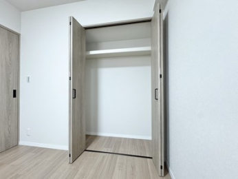 ���[�@�e�����Ɏ��[����������Ă���܂�