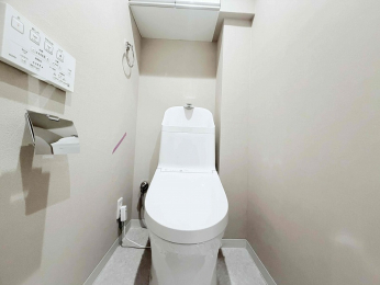 �g�C���@�E�H�V�����b�g�t���ł���