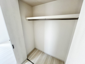 ���[�@���ׂĂ̋����ɃN���[�[�b�g���������܂�